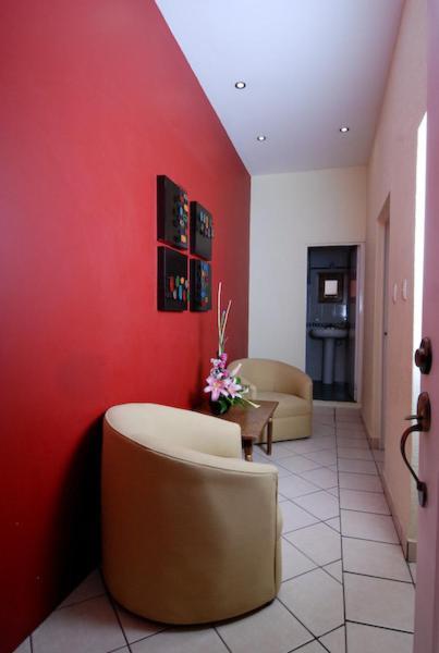 Hotel & Suites Galeria 모렐리아 객실 사진